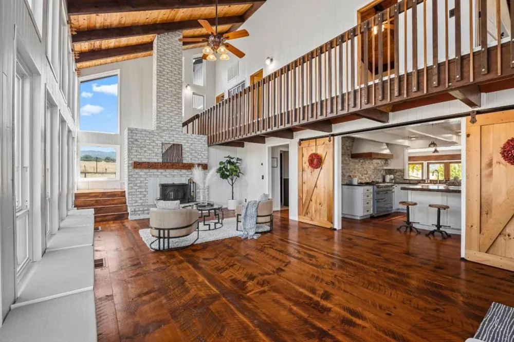 10115 Parrish View Drive Gilroy, CA 95020