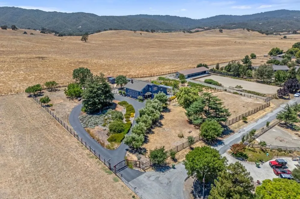 10115 Parrish View Drive Gilroy, CA 95020