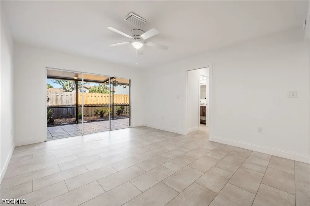 Pointe Circle Drive Fort Myers, FL 33908