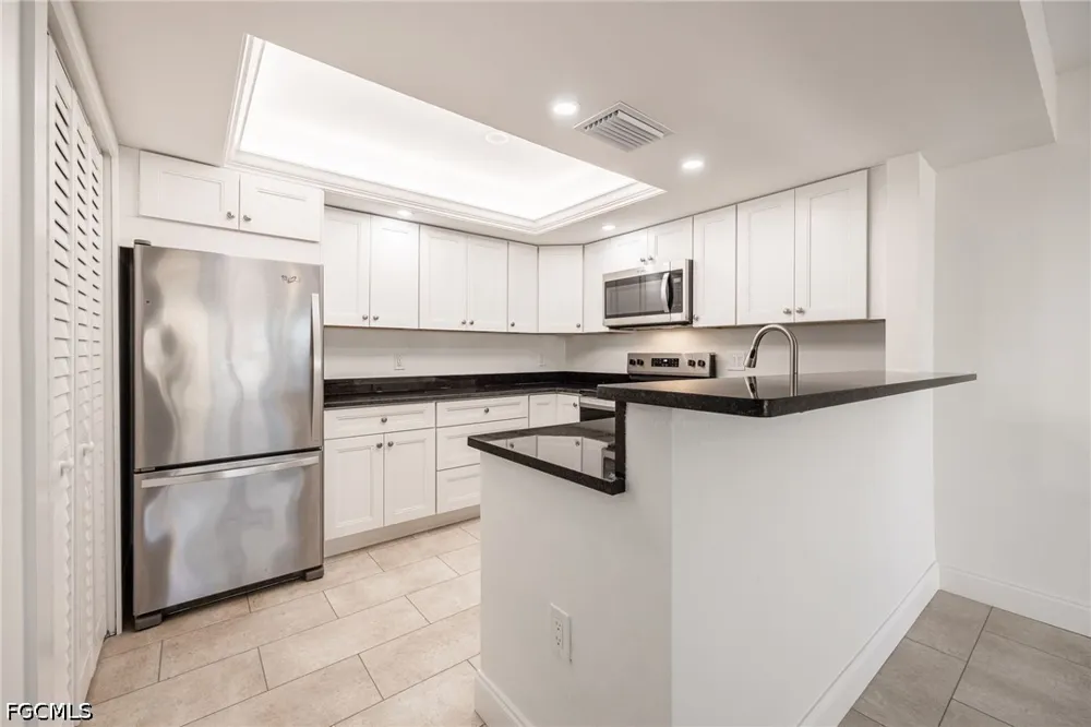 Pointe Circle Drive Fort Myers, FL 33908