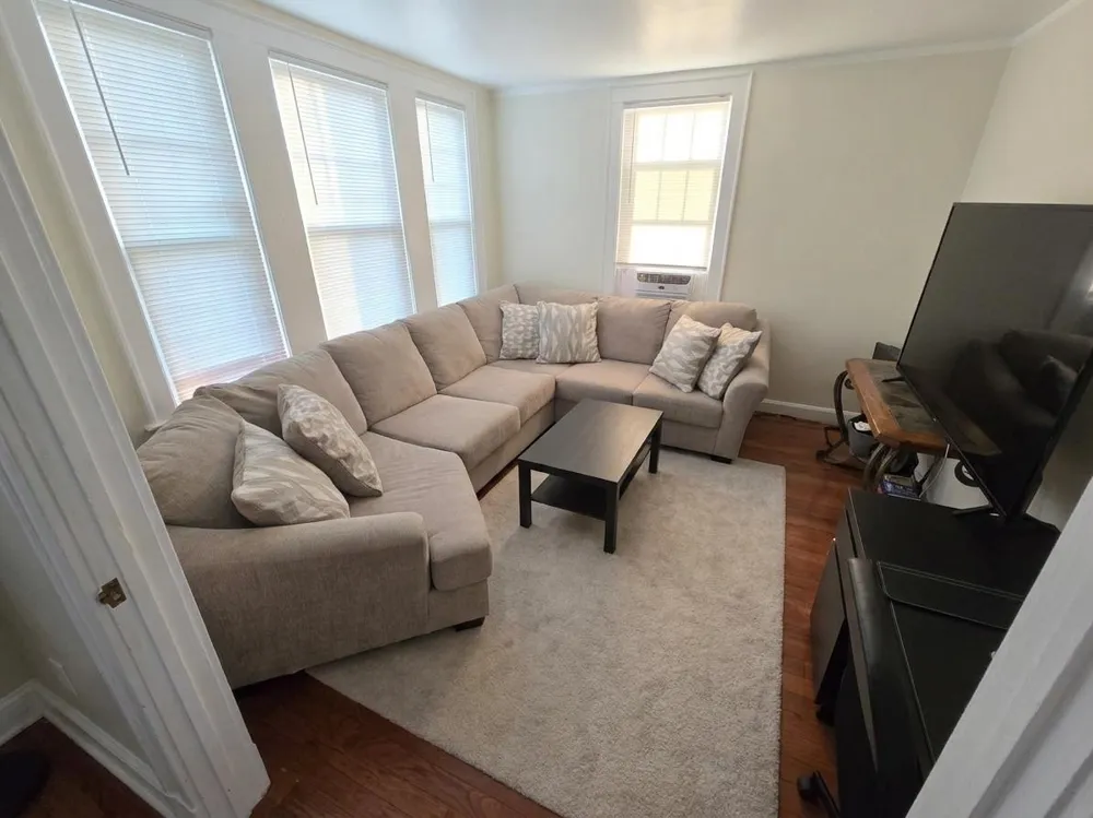 505 HOBOKEN RD Carlstadt, NJ 07072