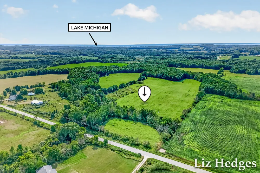 S 56th Avenue Montague, MI 49437