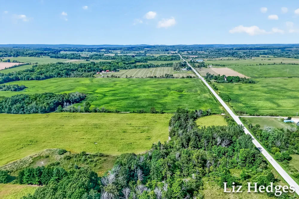 S 56th Avenue Montague, MI 49437