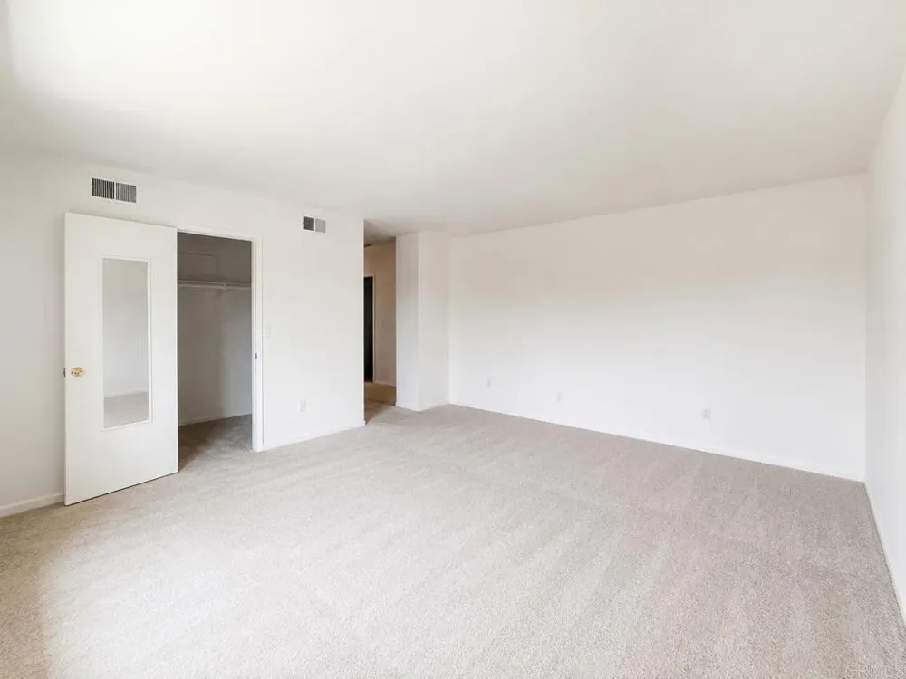 14744 Roberto Rio Road Poway, CA 92064