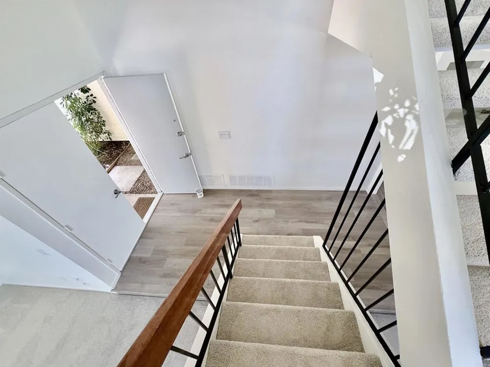 14744 Roberto Rio Road Poway, CA 92064