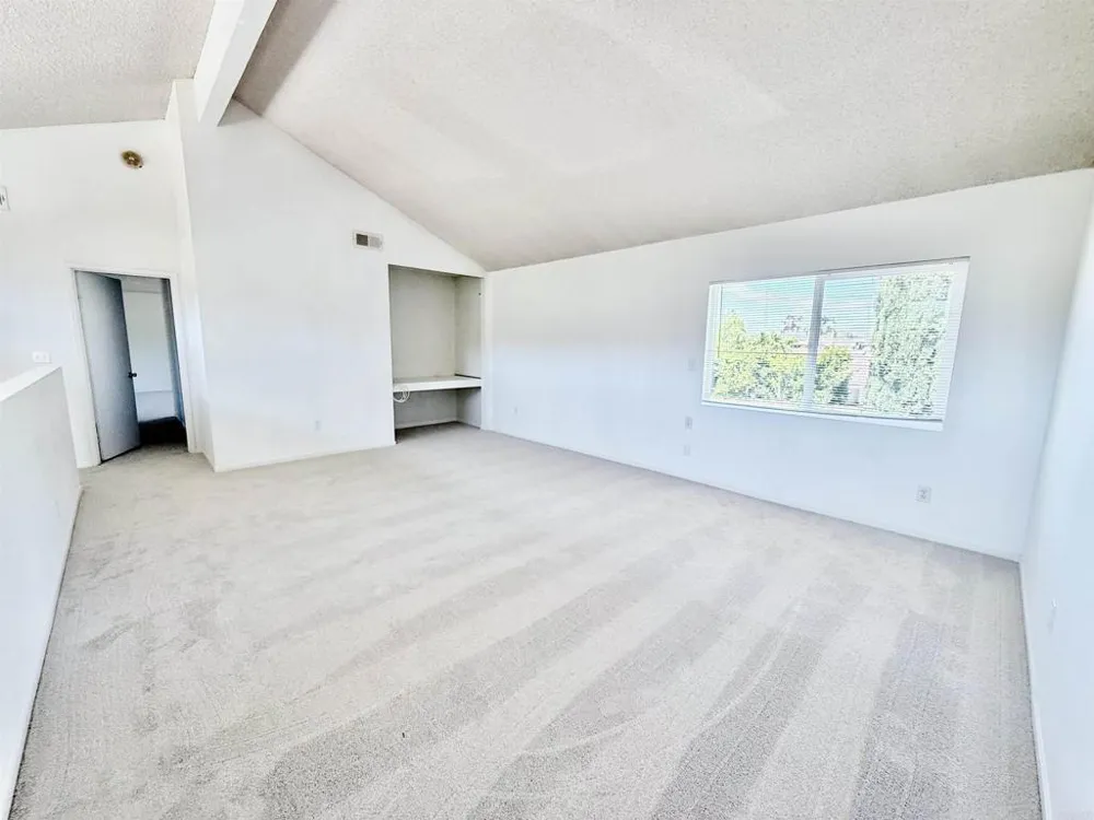 14744 Roberto Rio Road Poway, CA 92064