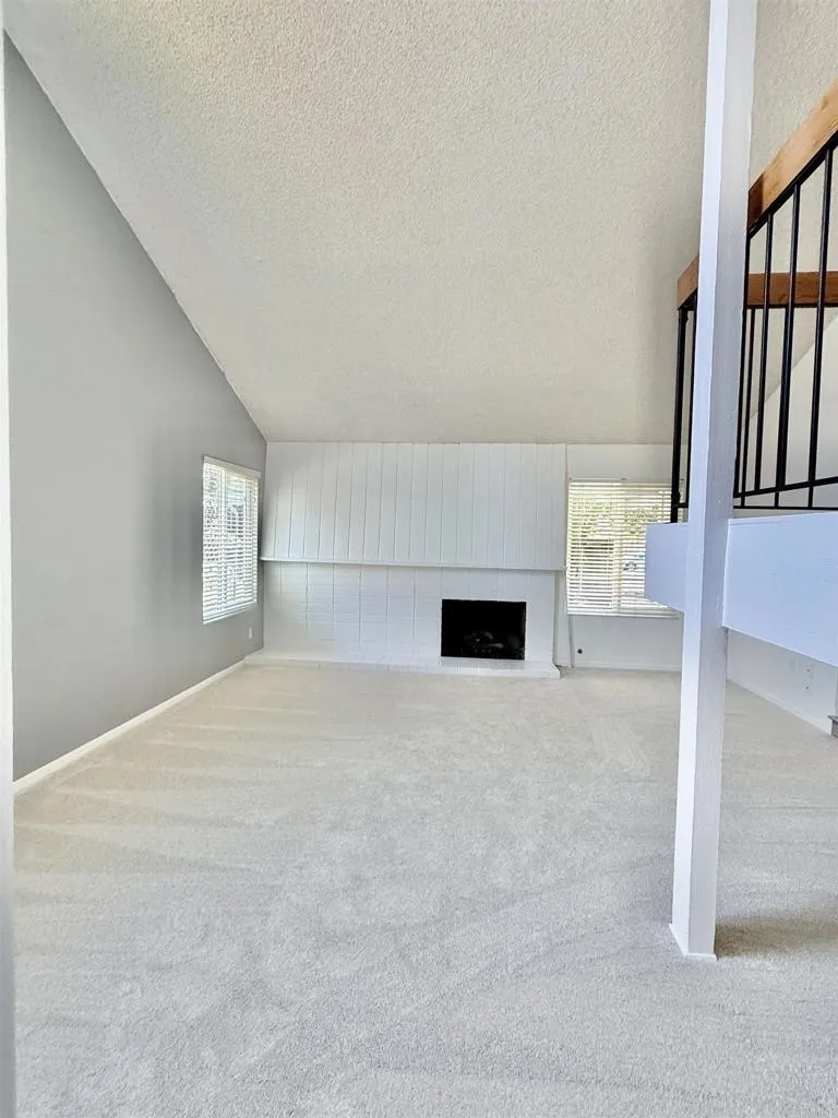 14744 Roberto Rio Road Poway, CA 92064