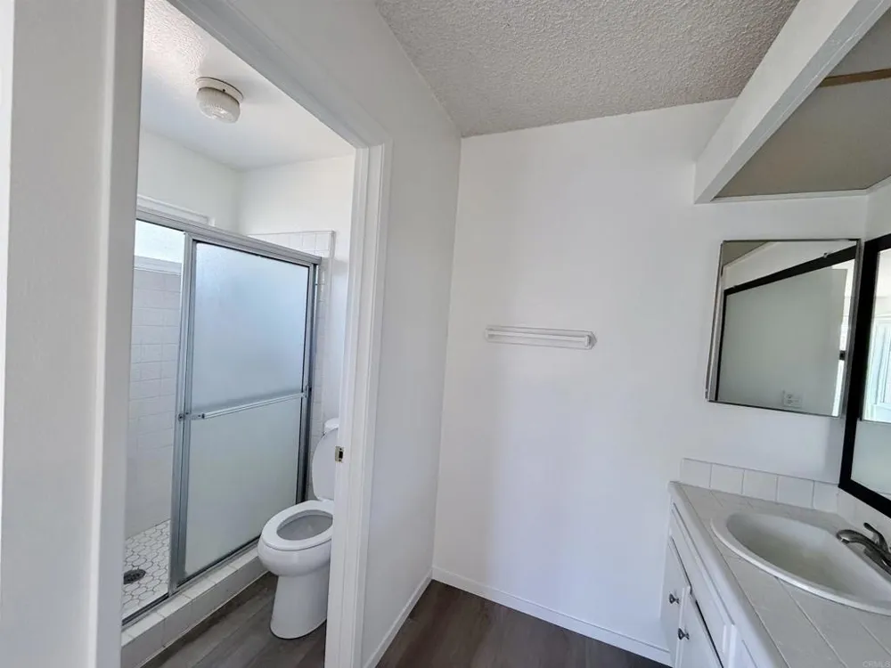 14744 Roberto Rio Road Poway, CA 92064