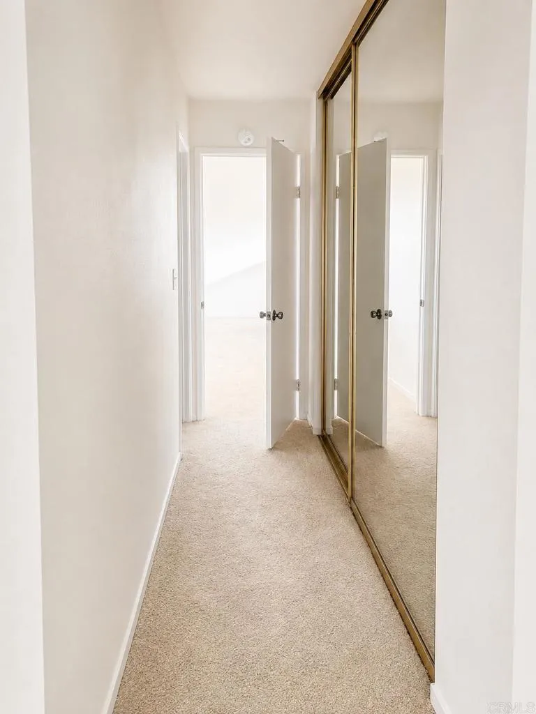 14744 Roberto Rio Road Poway, CA 92064