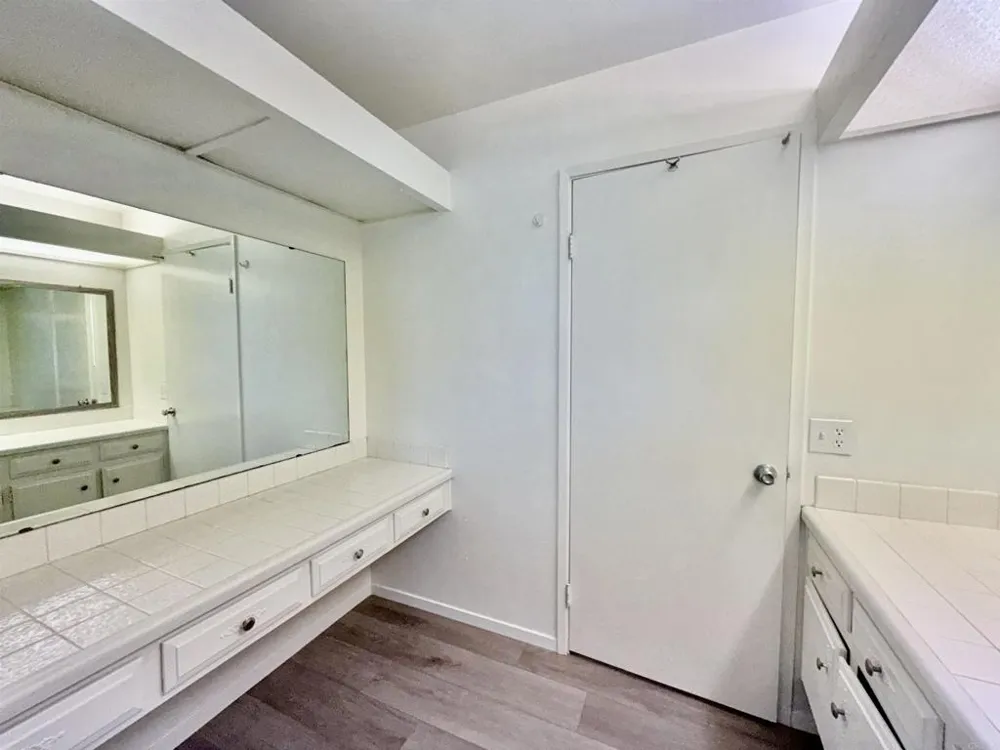 14744 Roberto Rio Road Poway, CA 92064
