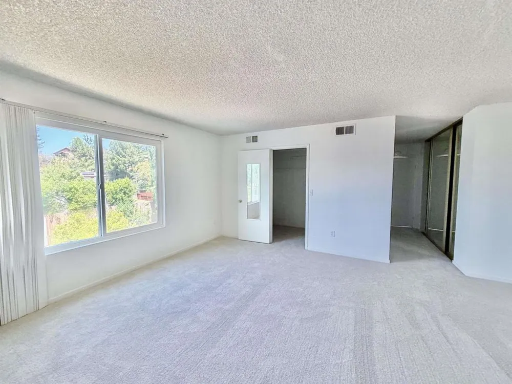 14744 Roberto Rio Road Poway, CA 92064