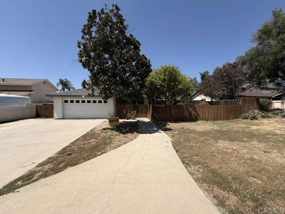 14744 Roberto Rio Road Poway, CA 92064