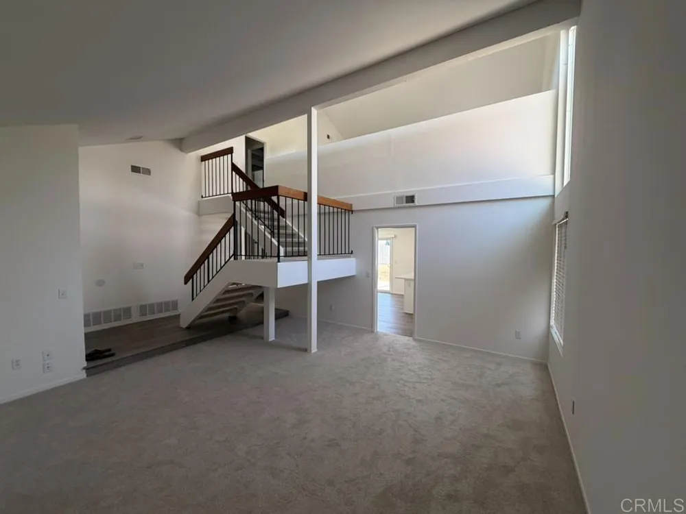14744 Roberto Rio Road Poway, CA 92064