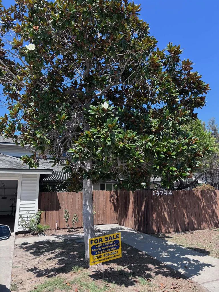 14744 Roberto Rio Road Poway, CA 92064