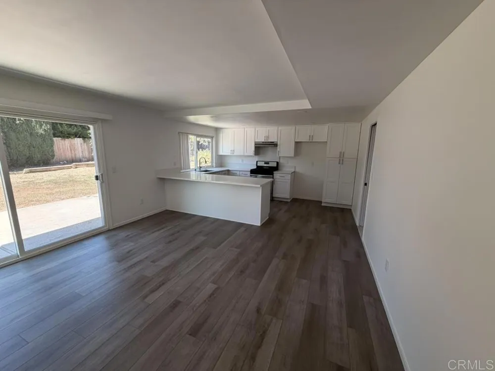 14744 Roberto Rio Road Poway, CA 92064