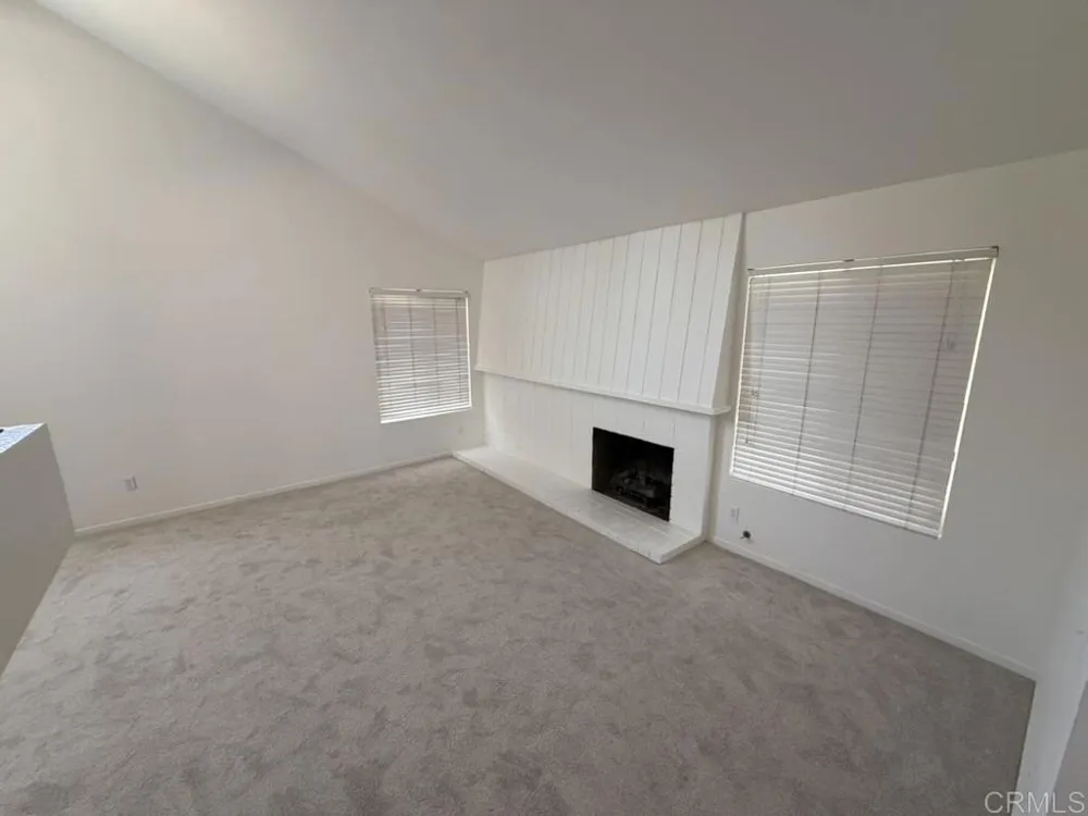 14744 Roberto Rio Road Poway, CA 92064
