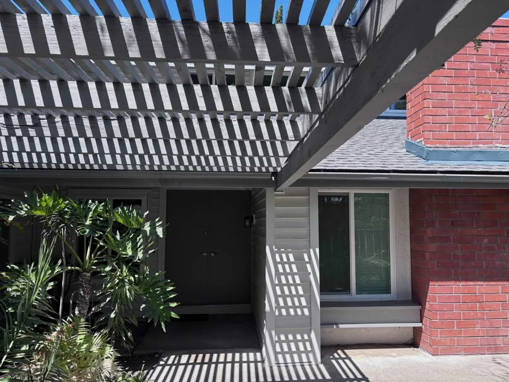 14744 Roberto Rio Road Poway, CA 92064
