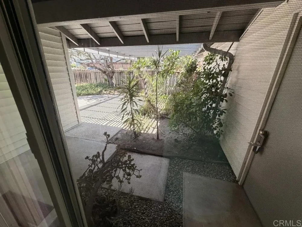 14744 Roberto Rio Road Poway, CA 92064