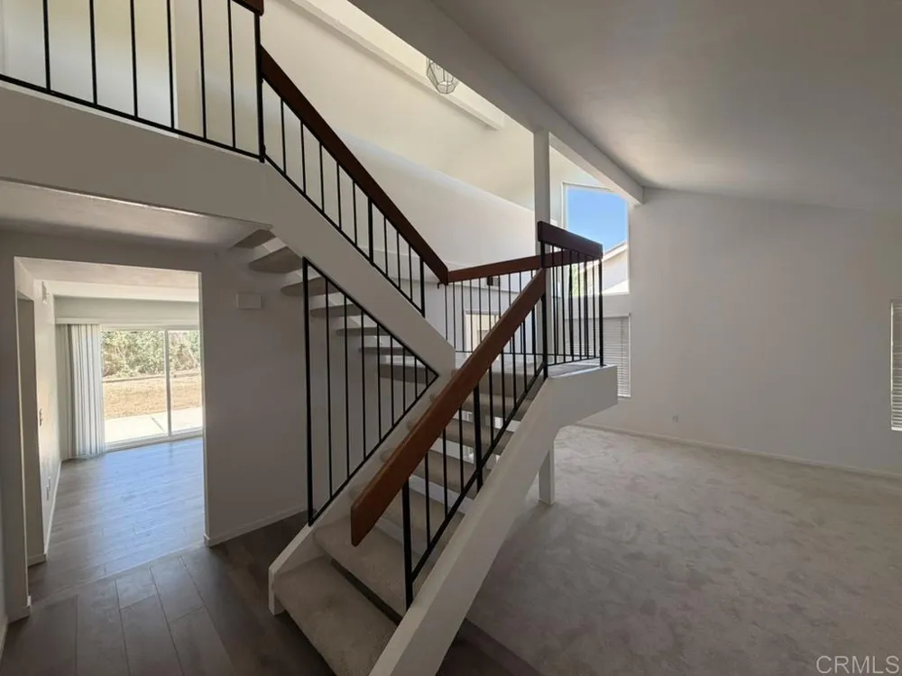 14744 Roberto Rio Road Poway, CA 92064