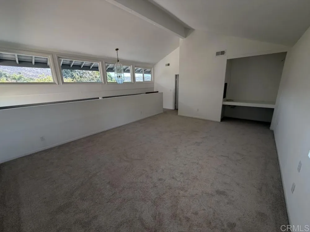 14744 Roberto Rio Road Poway, CA 92064