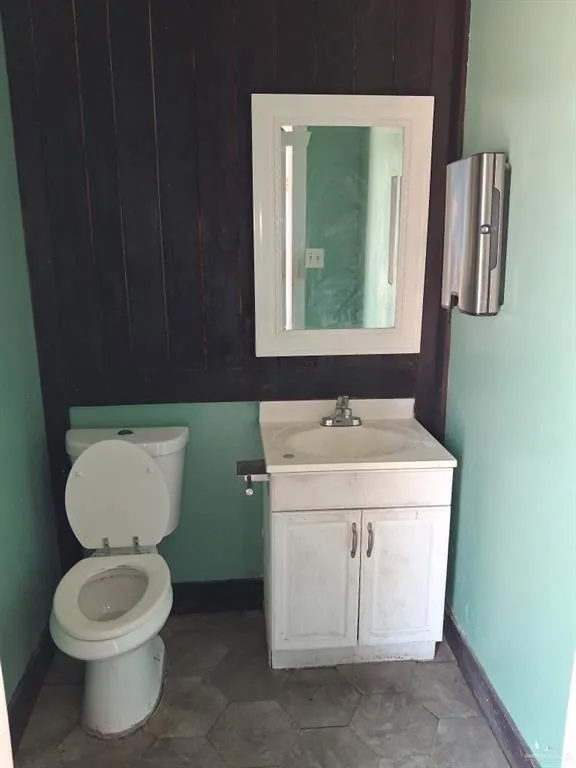 307 S Ware Road McAllen, TX 78501