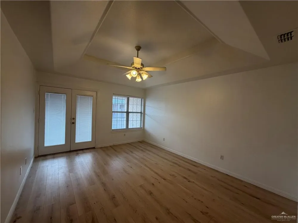 620 Robin Avenue #4 McAllen, TX 78501