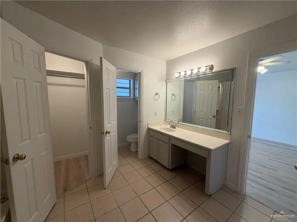 620 Robin Avenue #4 McAllen, TX 78501