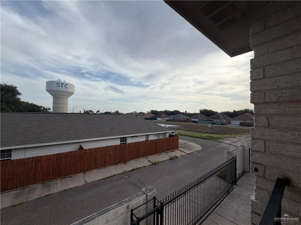 620 Robin Avenue #4 McAllen, TX 78501