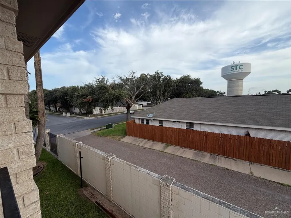 620 Robin Avenue #4 McAllen, TX 78501