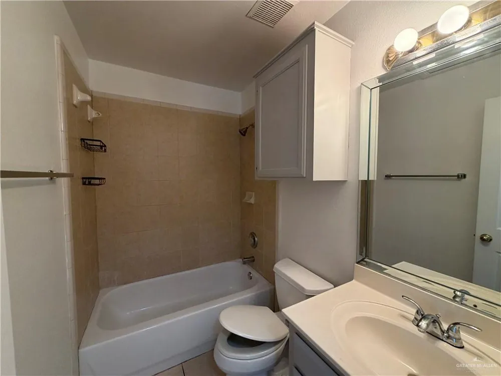 620 Robin Avenue #4 McAllen, TX 78501