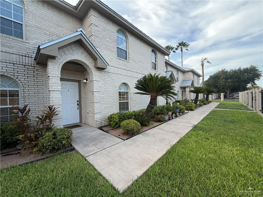 620 Robin Avenue #4 McAllen, TX 78501