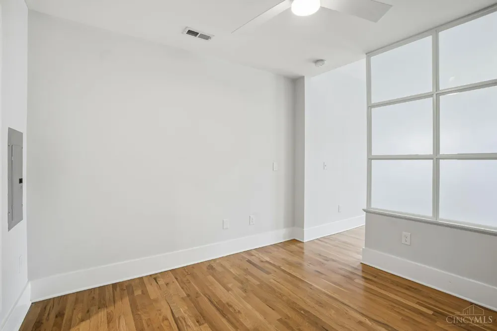 11 E Court Street #303 Cincinnati, OH 45202