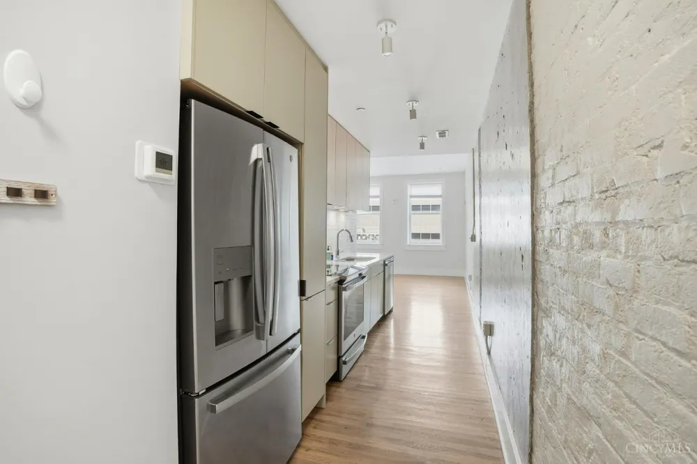 11 E Court Street #303 Cincinnati, OH 45202