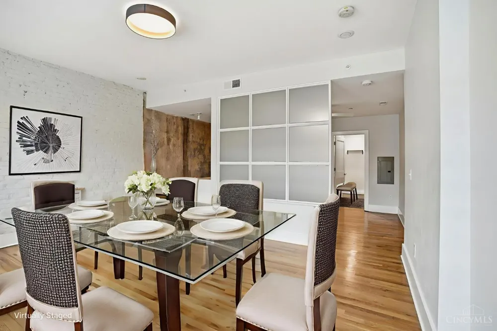 11 E Court Street #303 Cincinnati, OH 45202
