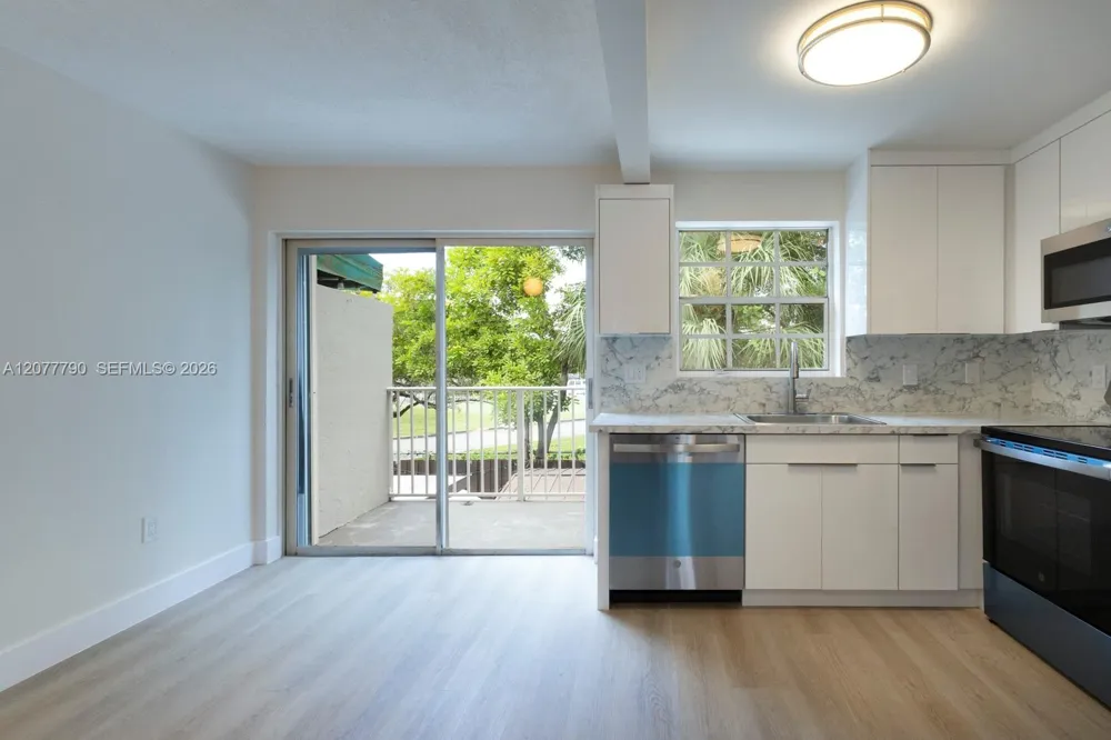 7510 SW 152nd Ave #B207 Miami, FL 33193