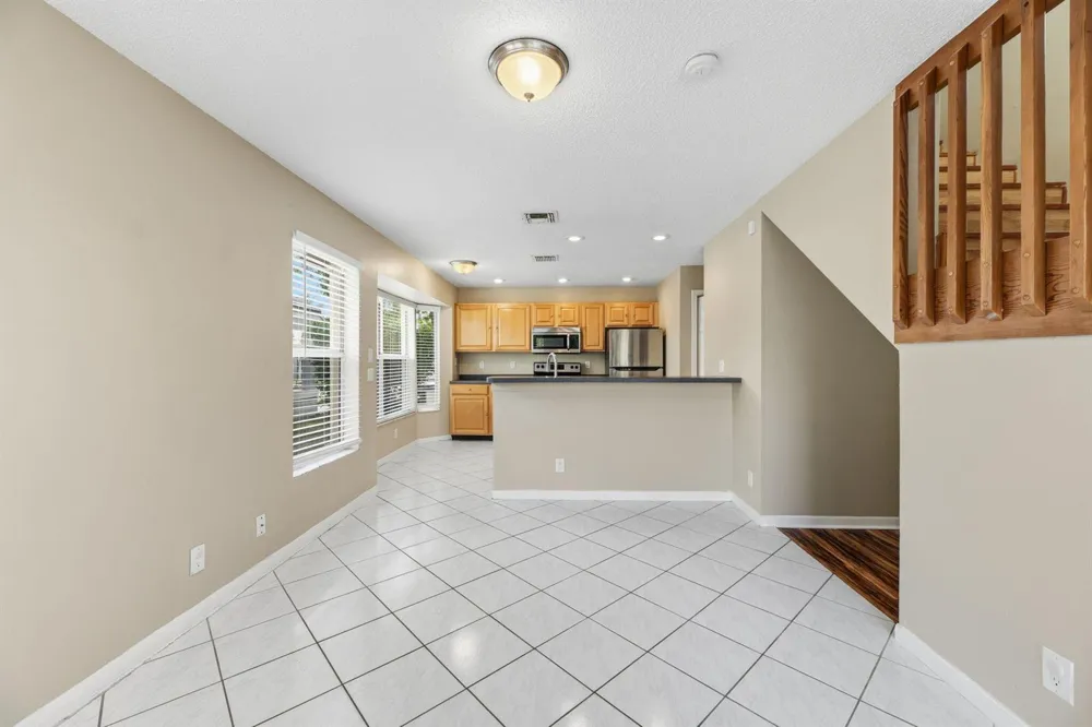 2716 Arrowwood Court Davie, FL 33328