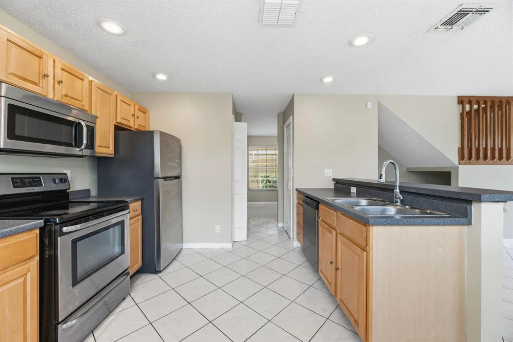 2716 Arrowwood Court Davie, FL 33328