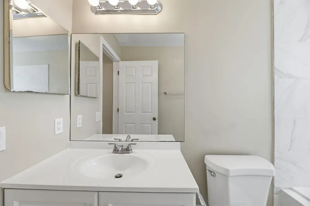 2716 Arrowwood Court Davie, FL 33328