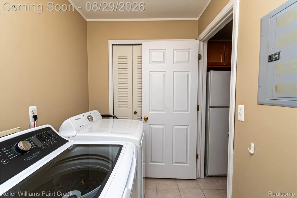 4341 Berkshire Drive #110 Sterling Heights City, MI 48314