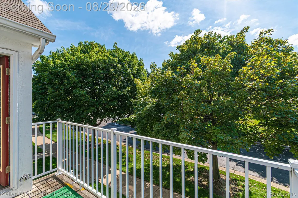 4341 Berkshire Drive #110 Sterling Heights City, MI 48314