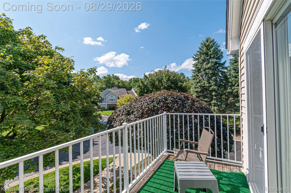 4341 Berkshire Drive #110 Sterling Heights City, MI 48314