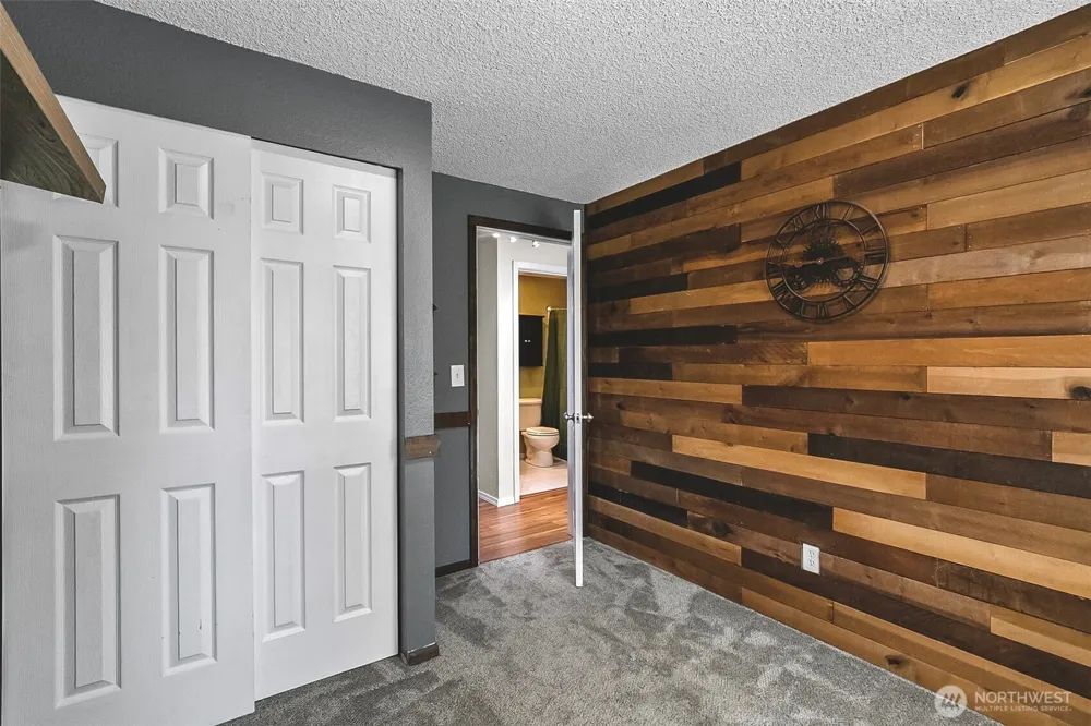11510 SE 215th Street Kent, WA 98031