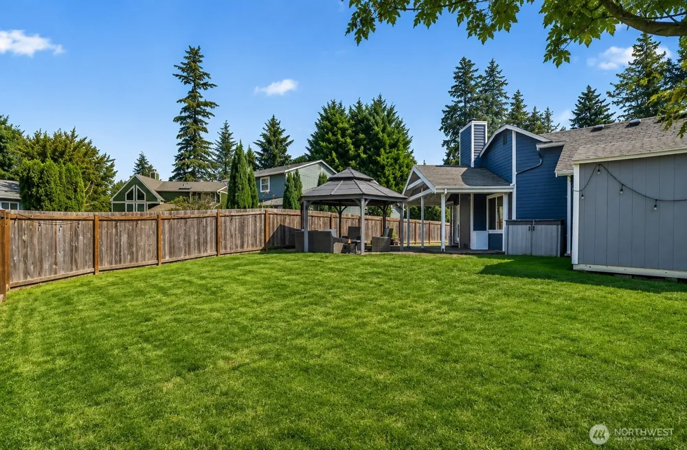 11510 SE 215th Street Kent, WA 98031