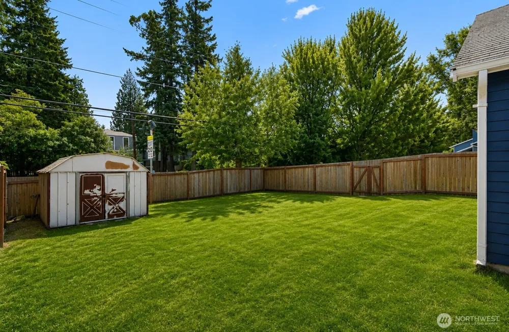 11510 SE 215th Street Kent, WA 98031