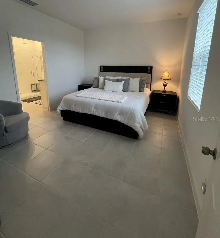 7118 ROLLING LEAF ROAD Groveland, FL 34736
