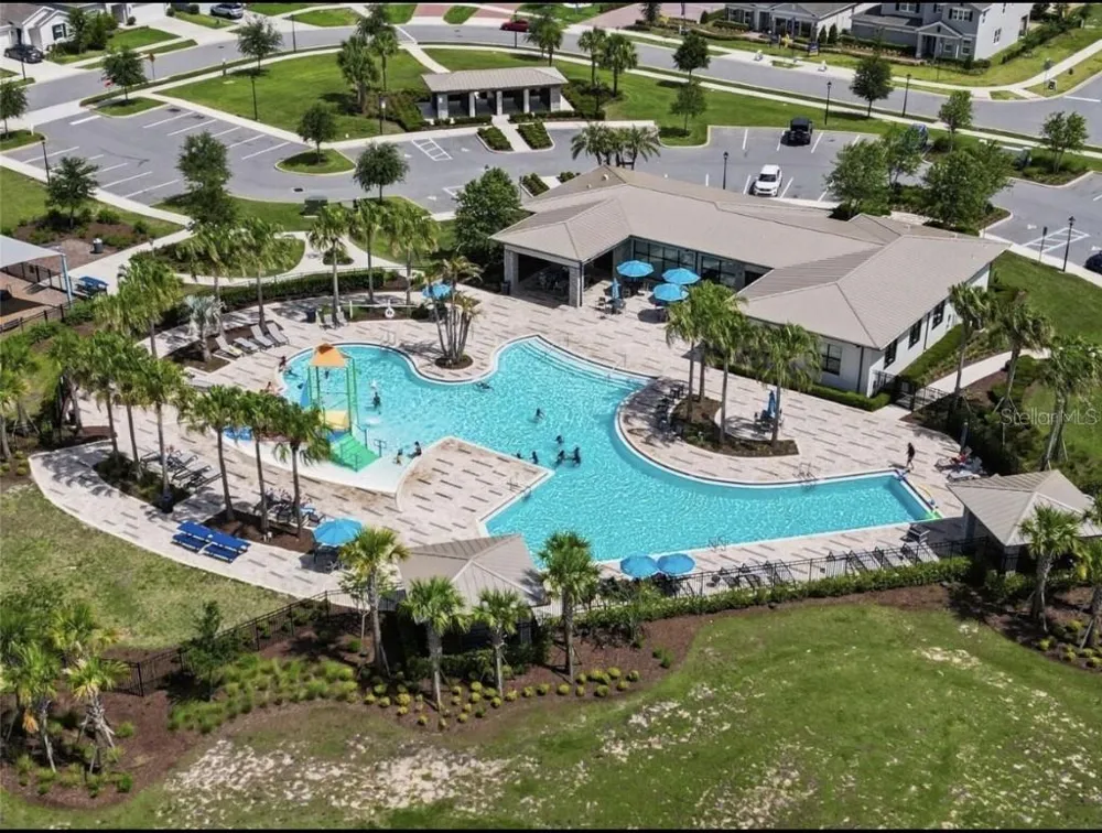 7118 ROLLING LEAF ROAD Groveland, FL 34736