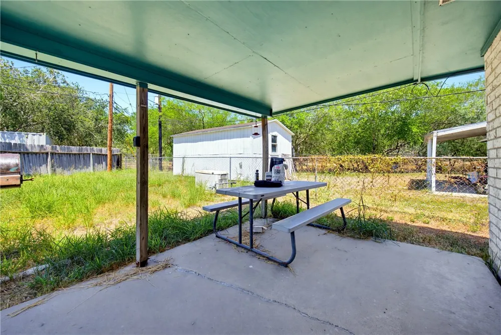 3809 Whitney Drive Corpus Christi, TX 78410