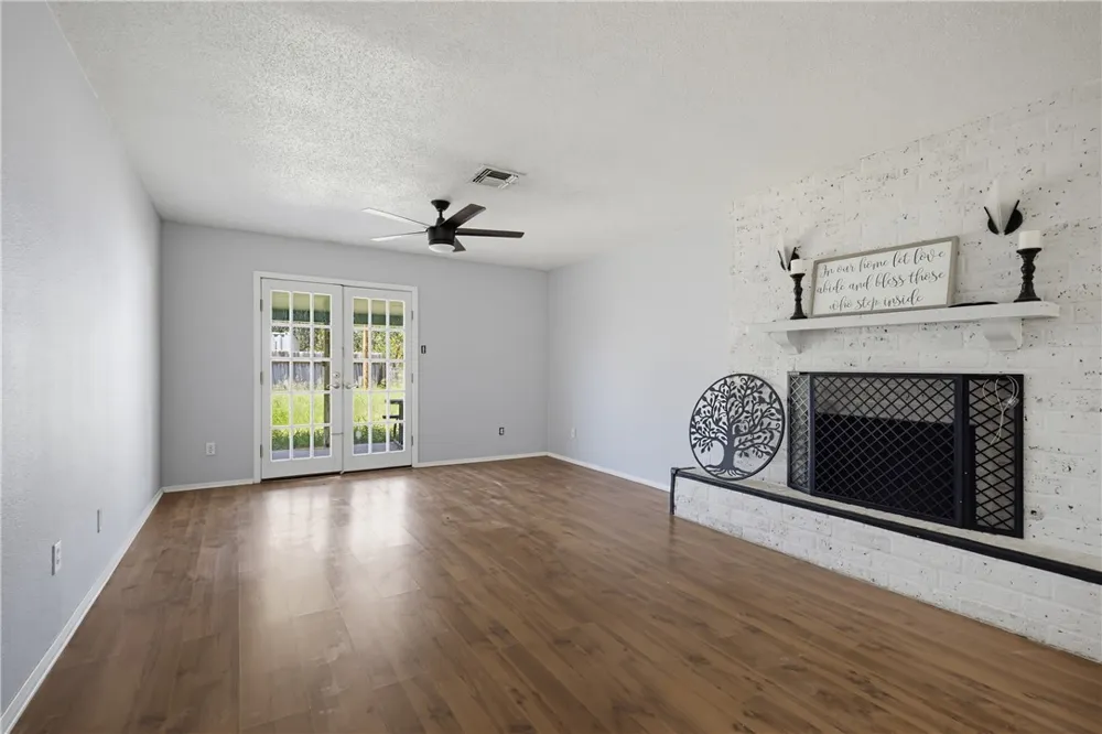 3809 Whitney Drive Corpus Christi, TX 78410