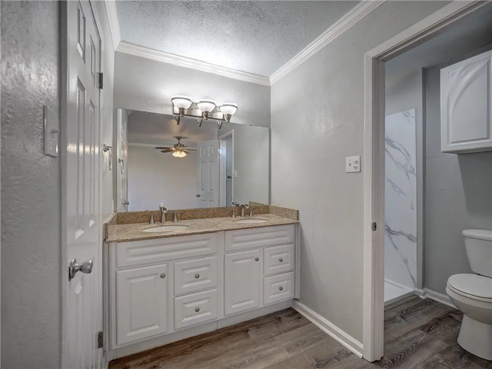 2114 Matagorda Drive Portland, TX 78374
