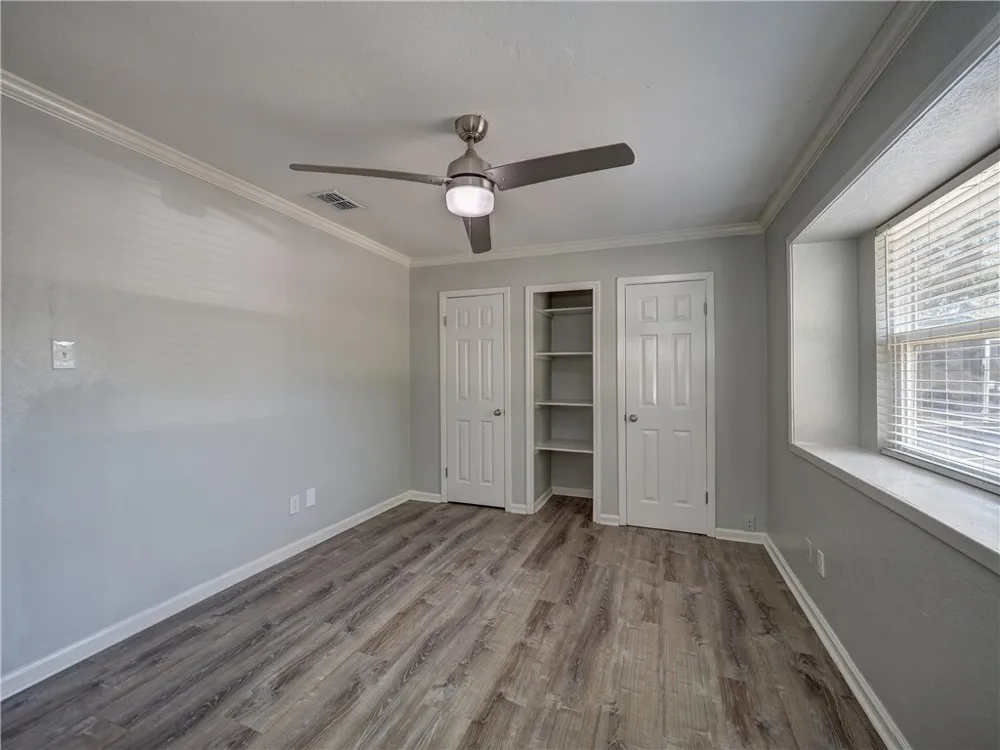 2114 Matagorda Drive Portland, TX 78374